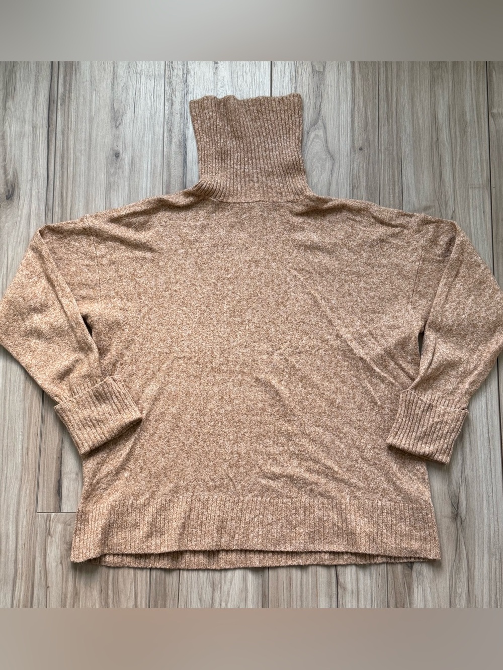 Old Navy Heathered Beige Turtleneck Sweater